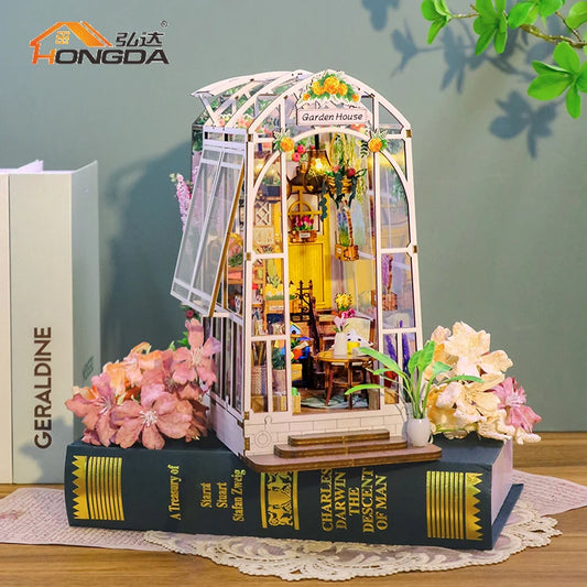 Hongda M2313 Garden House 3D Wooden Diy BookNook With Light