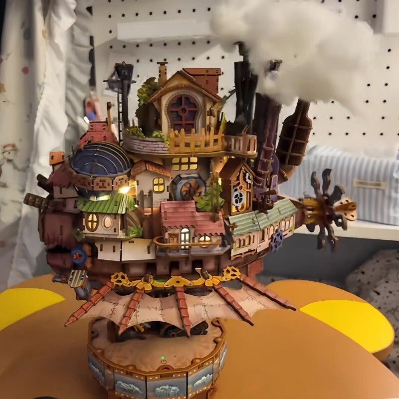 Tonecheer TQ843 Walking Castle
